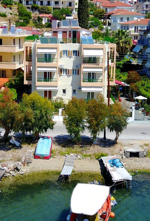 Matrona Apartments Poros Town Buitenkant foto