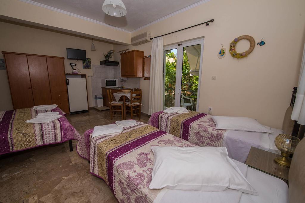 Matrona Apartments Poros Town Buitenkant foto