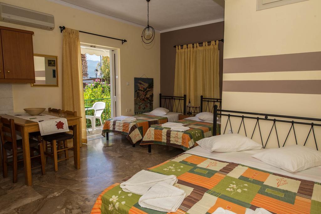 Matrona Apartments Poros Town Buitenkant foto