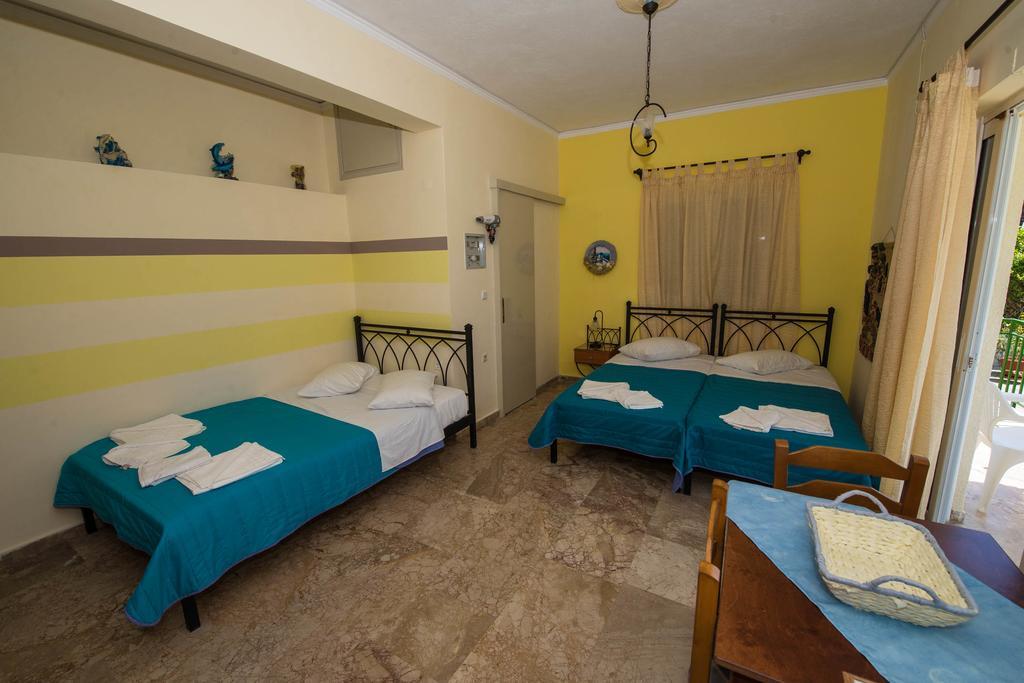 Matrona Apartments Poros Town Buitenkant foto