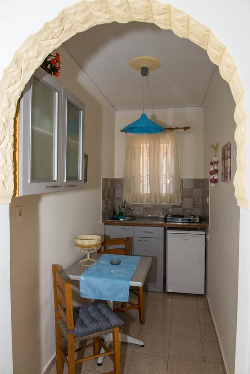 Matrona Apartments Poros Town Buitenkant foto
